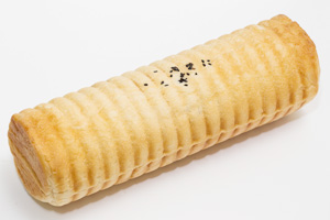 ラウンド食パン(サツマイモ入り) 560円