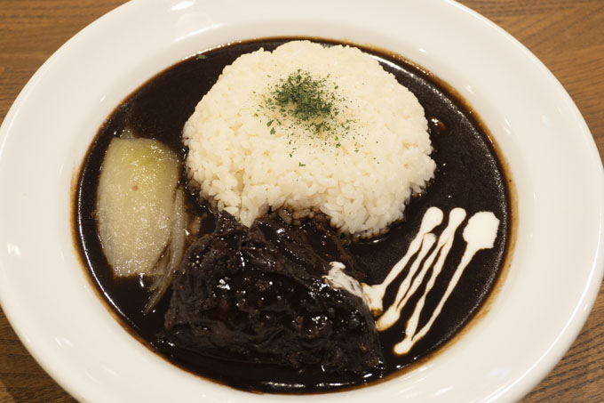 名物、牛ほほ肉のハヤシライス　1,080円